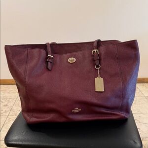 COACH Burgundy Pebbled Leather Tote with Gold Hardware